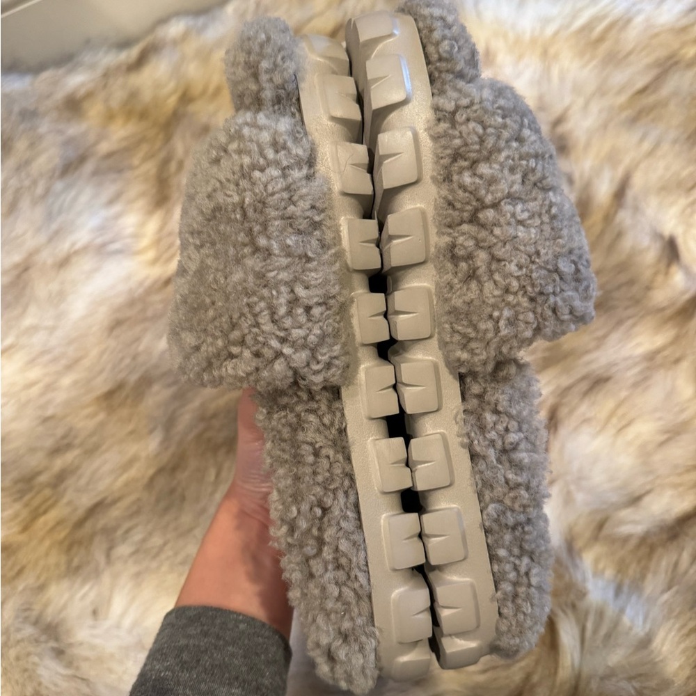 cozetta curly slippers - Picture 5 of 6